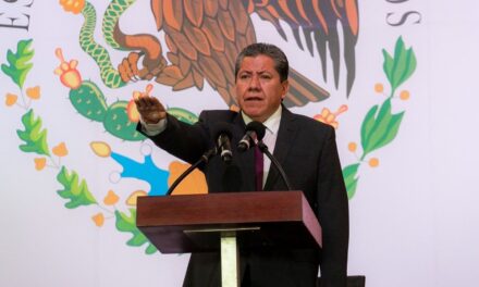 David Monreal rinde protesta como gobernador de Zacatecas y Alfonso Durazo de Sonora